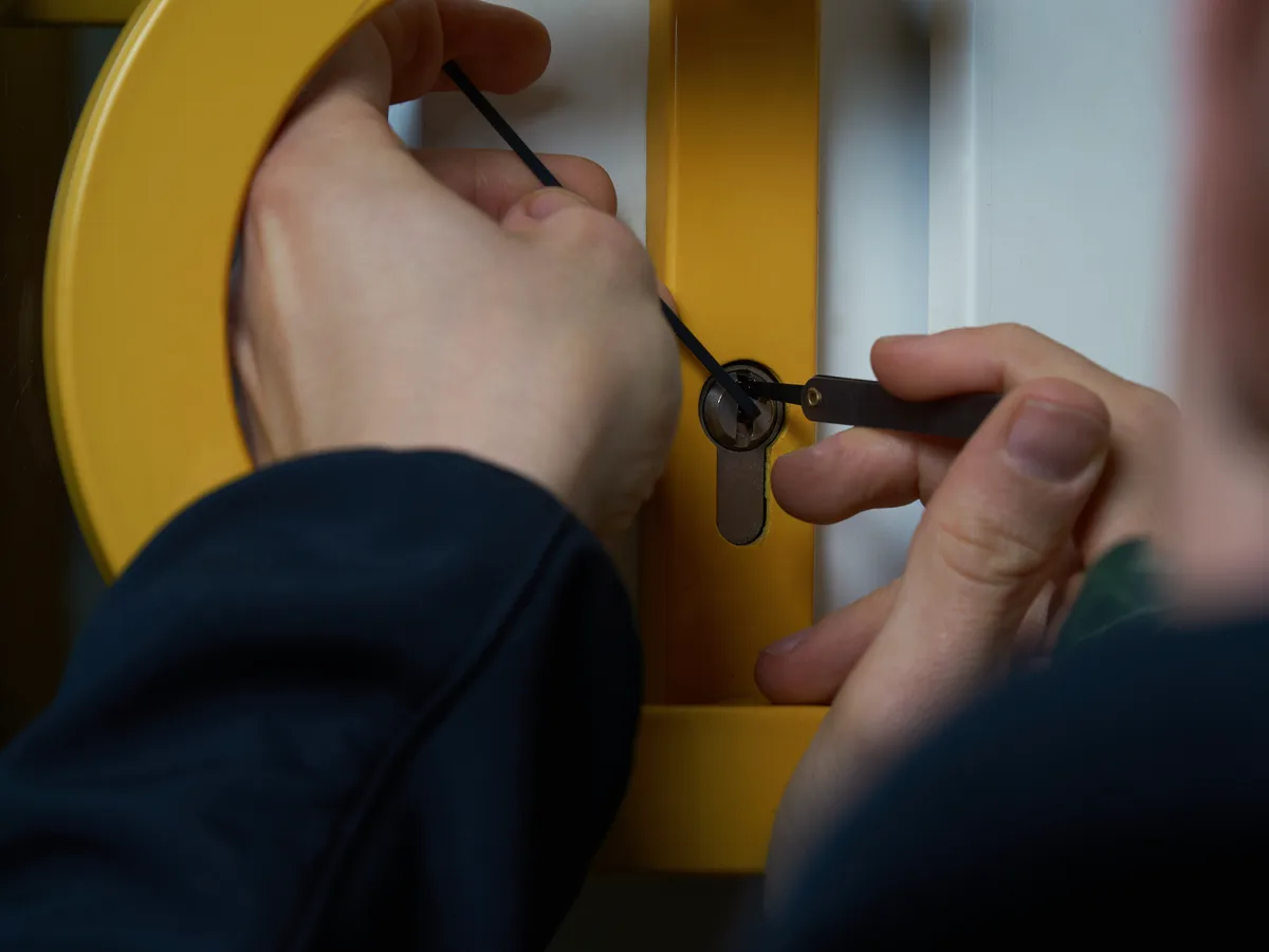 Reparatur nach Einbruch